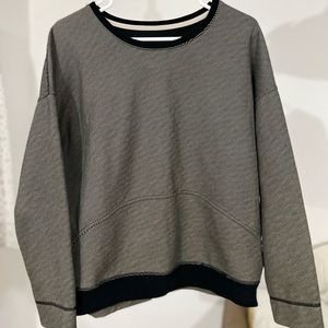 Lululemon Pullover Sweatshirt